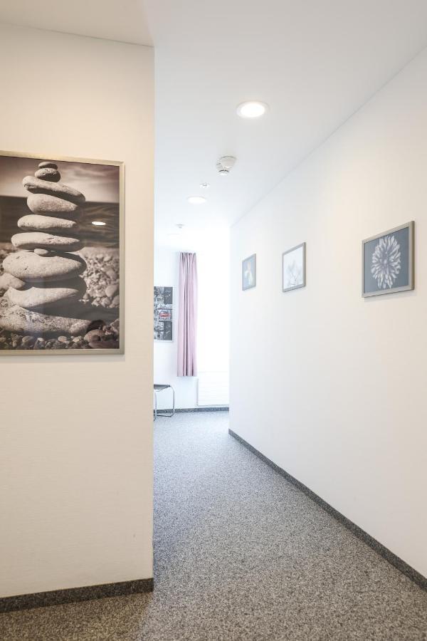 Hotel Loewen Niederuzwil Dış mekan fotoğraf